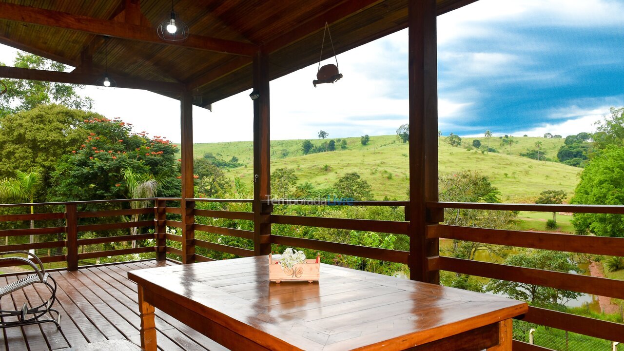 Casa para alquiler de vacaciones em Lindóia (Tijuco Preto)