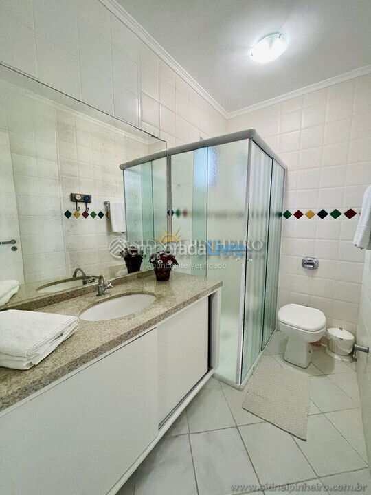 Apartment for vacation rental in Bombinhas (Praia de Bombas)