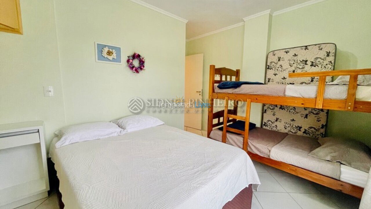 Apartment for vacation rental in Bombinhas (Praia de Bombas)