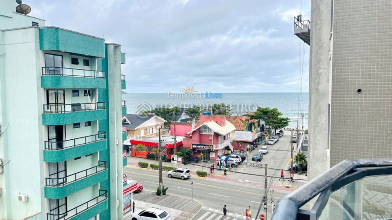 Apartamento para aluguel de temporada em Bombinhas (Praia de Bombas)