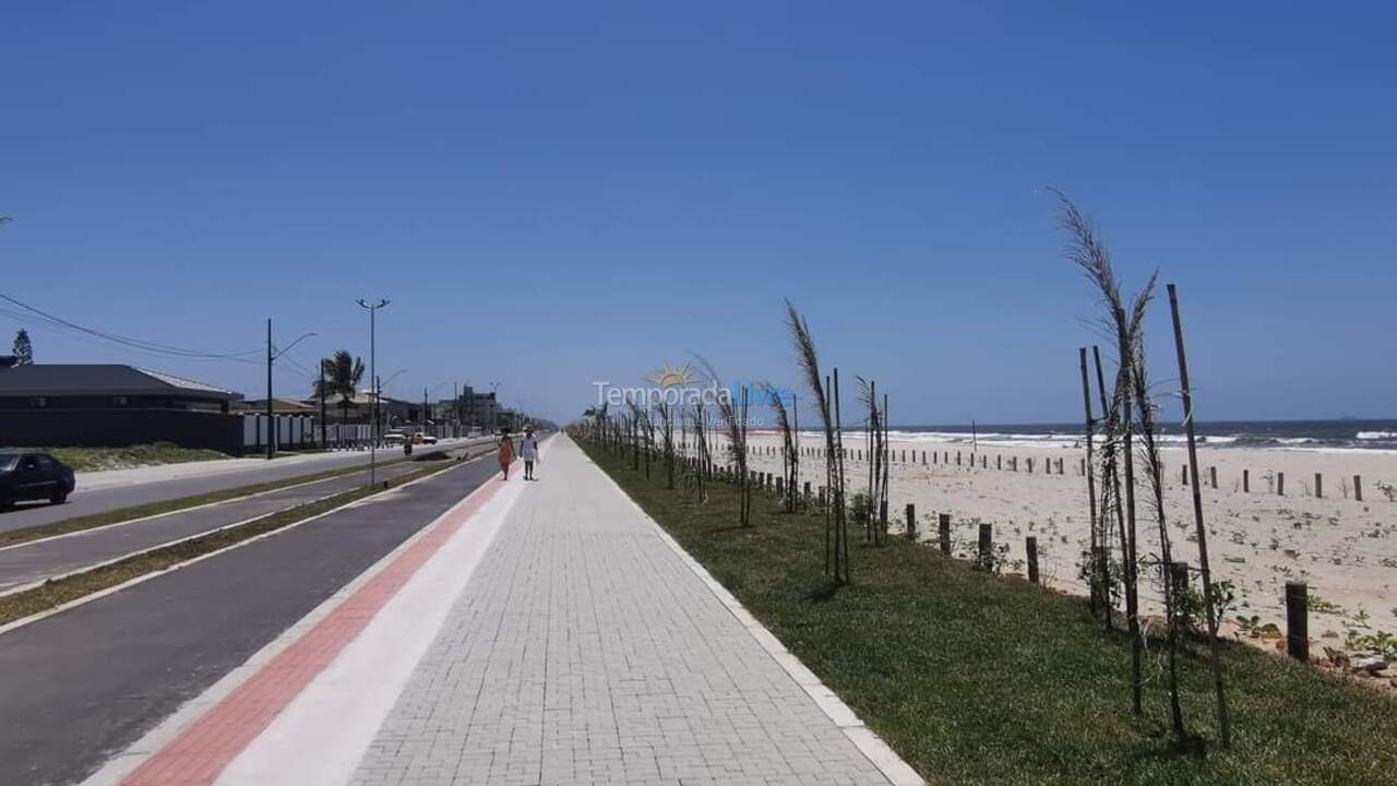 Casa para aluguel de temporada em Matinhos (Balneário Riviera)