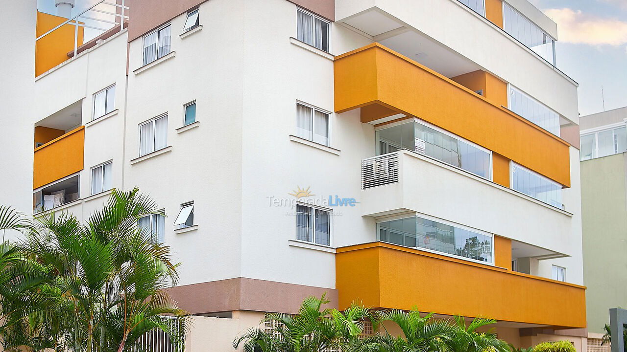 Apartment for vacation rental in Bombinhas (Praia de Bombas)