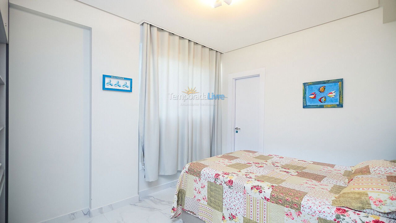 Apartamento para alquiler de vacaciones em Bombinhas (Praia de Bombas)