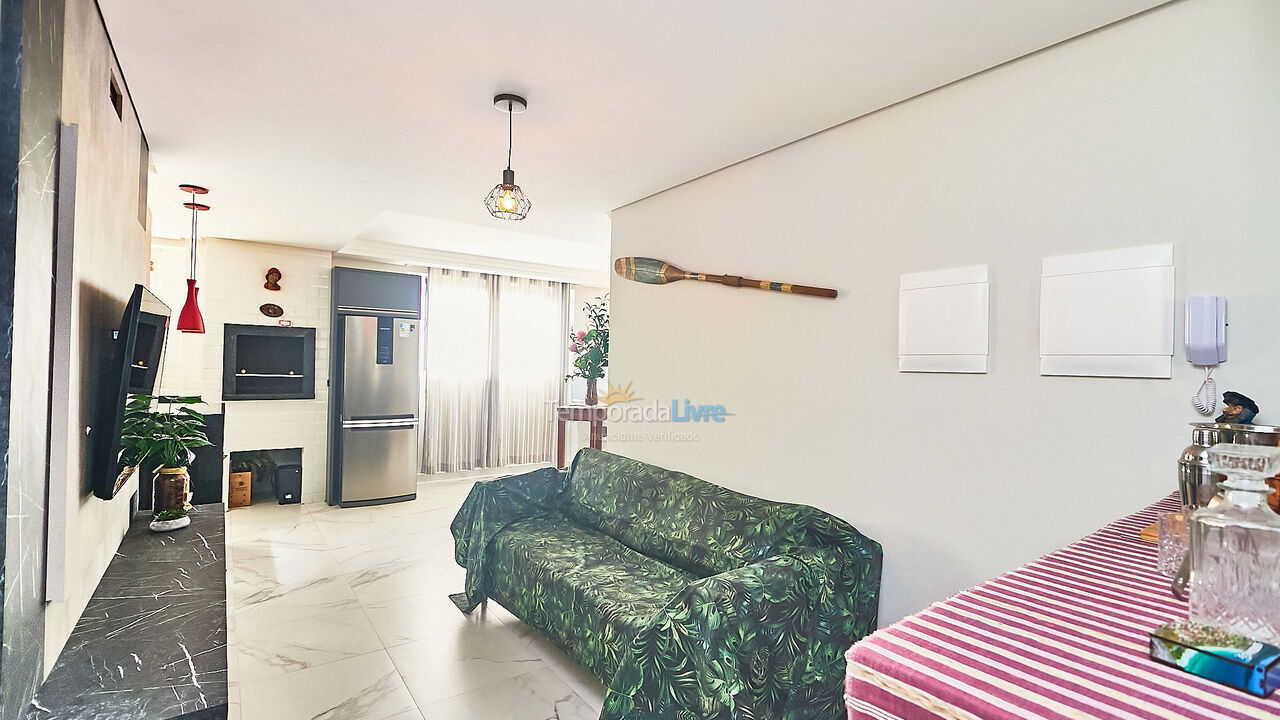 Apartment for vacation rental in Bombinhas (Praia de Bombas)