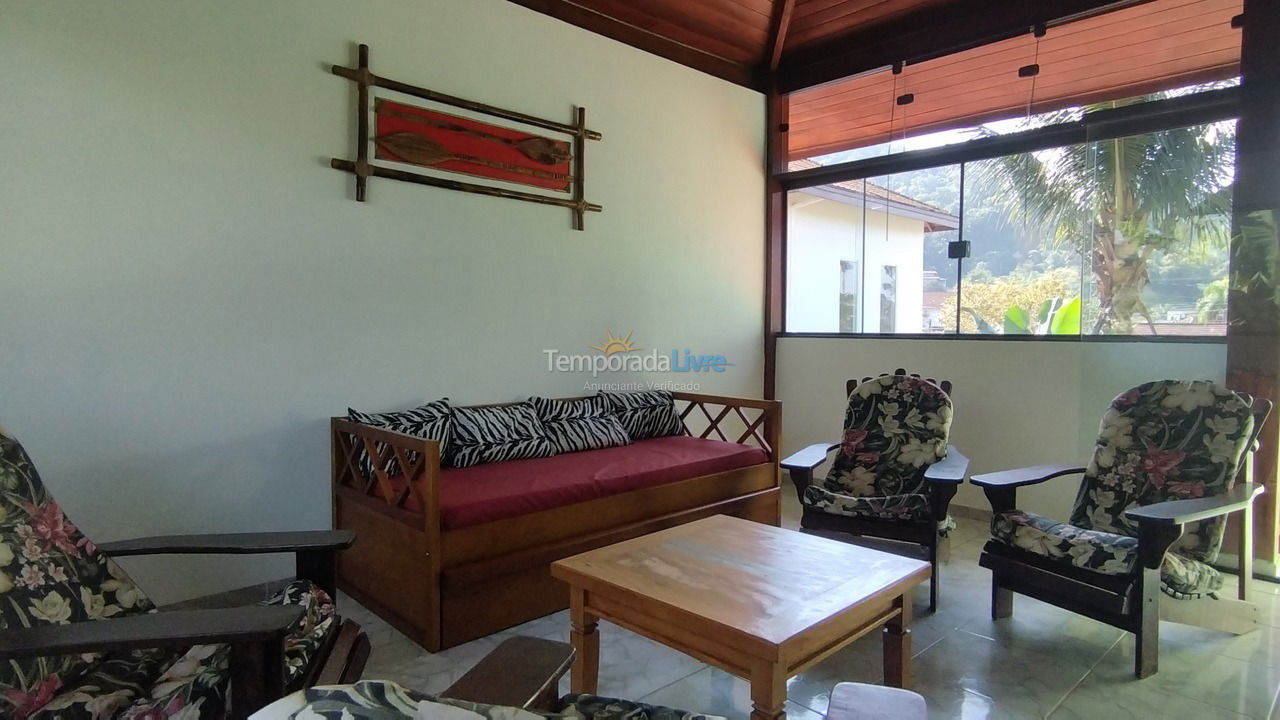 House for vacation rental in Ubatuba (Praia do Lázaro)