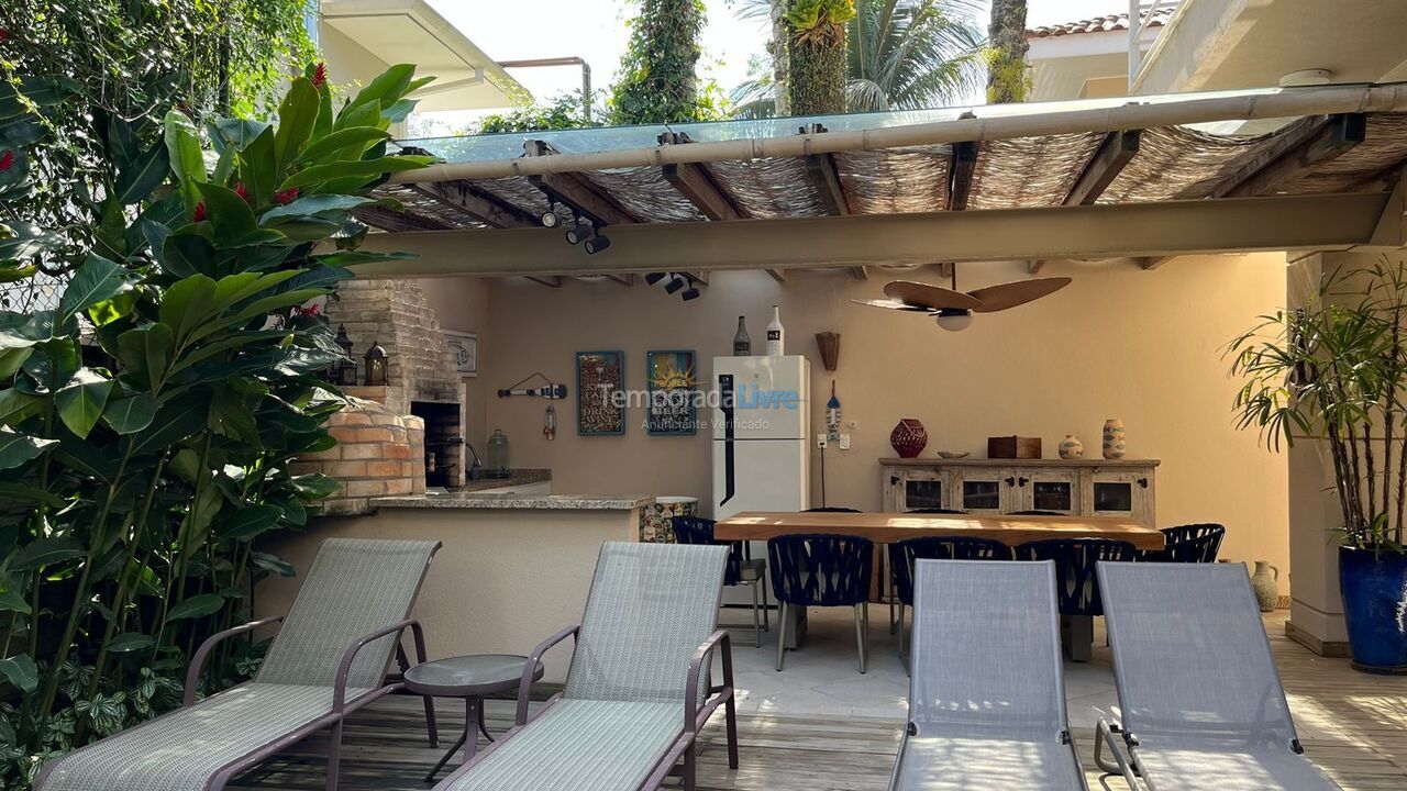 House for vacation rental in São Sebastião (Praia da Baleia)