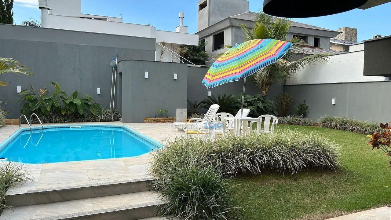 Casa para alquiler de vacaciones em Florianopolis (Jurerê Internacional)