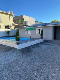 House with pool in Mariscal