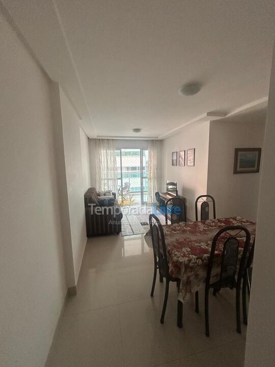 Apartamento para aluguel de temporada em Guarapari (Centro)