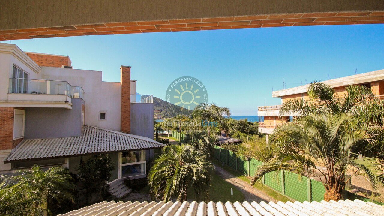 Casa para alquiler de vacaciones em Bombinhas (Praia de Quatro Ilhas)