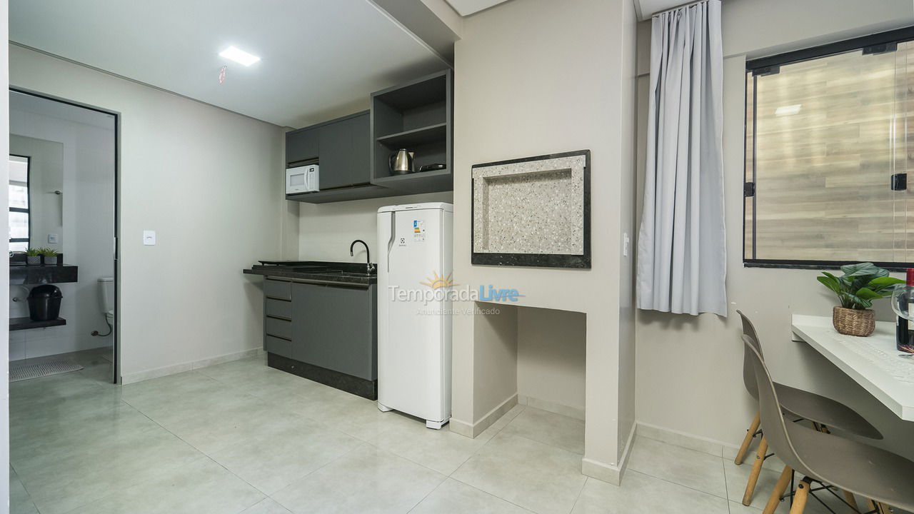 Apartamento para aluguel de temporada em Bombinhas (Canto Grande)