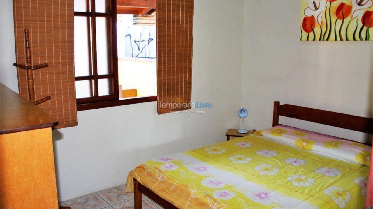 Apartment for vacation rental in Bombinhas (Praia de Bombinhas)