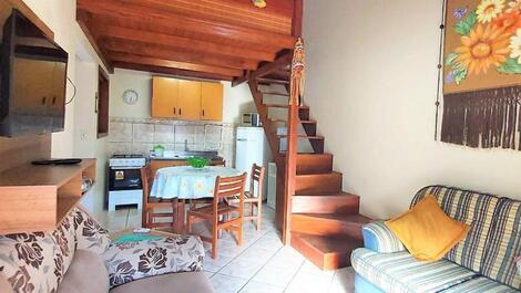 Charming kitnet in the center of Bombinhas - 200 meters from the sea