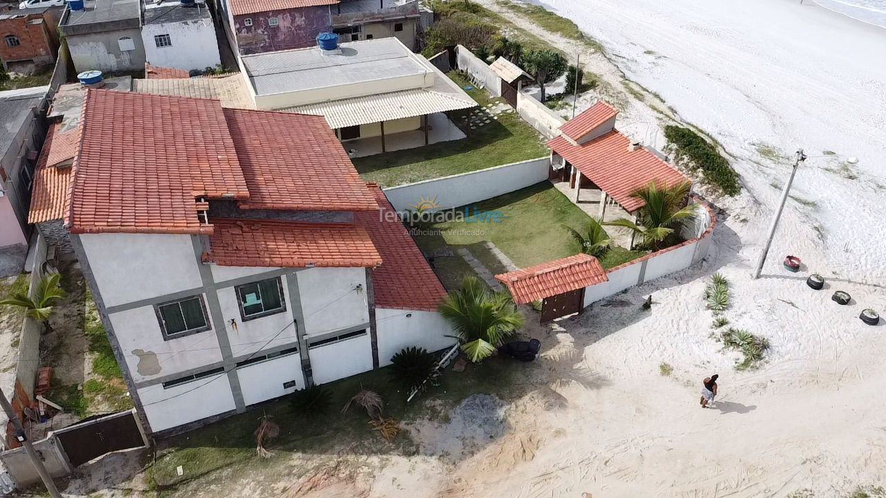 Casa para aluguel de temporada em Arraial do Cabo (Praia de Figueira)