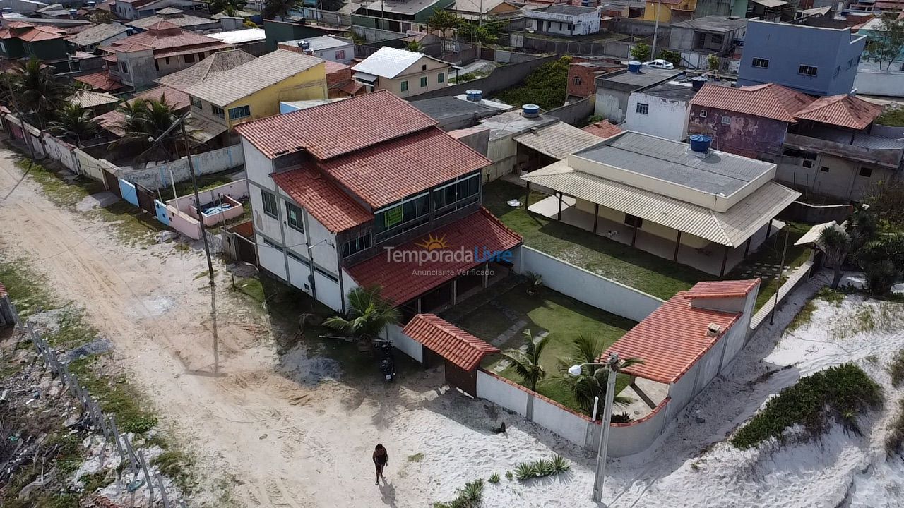 Casa para aluguel de temporada em Arraial do Cabo (Praia de Figueira)