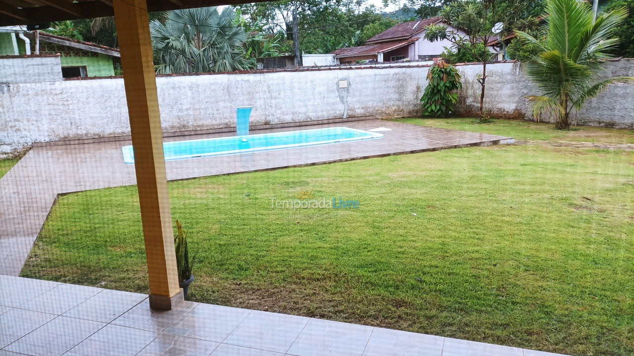 Casa para aluguel de temporada em Ubatuba (Sertao da Quina)