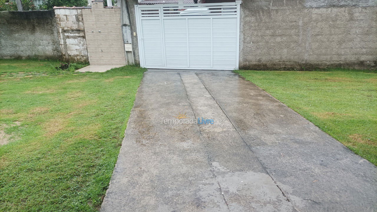 Casa para aluguel de temporada em Ubatuba (Sertao da Quina)