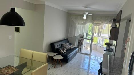 Apartamento super confortável 80 metros do mar