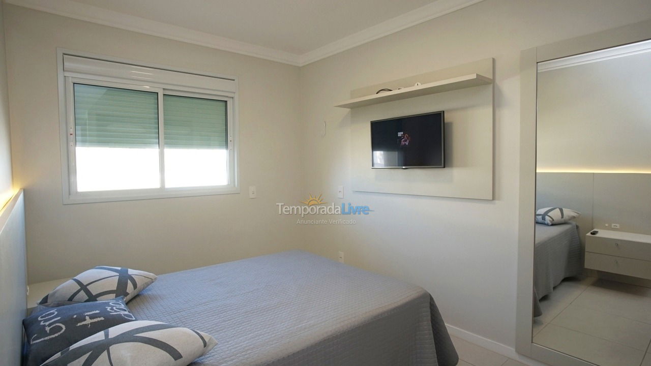 Apartamento para aluguel de temporada em Florianopolis (Praia dos Ingleses)