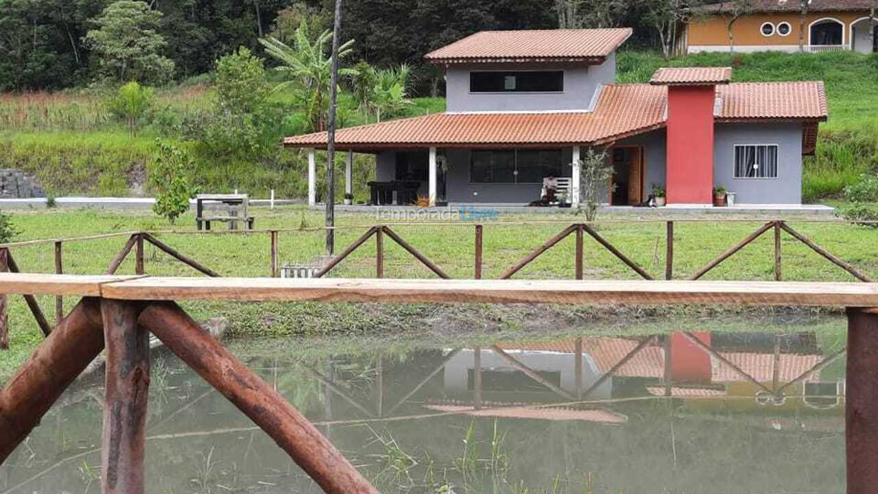 Ranch for vacation rental in Suzano (Vila Ipelandia)