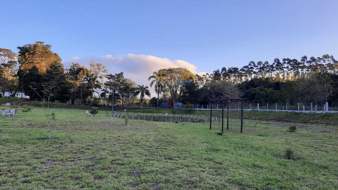 Chácara / sítio para aluguel de temporada em Suzano (Vila Ipelandia)