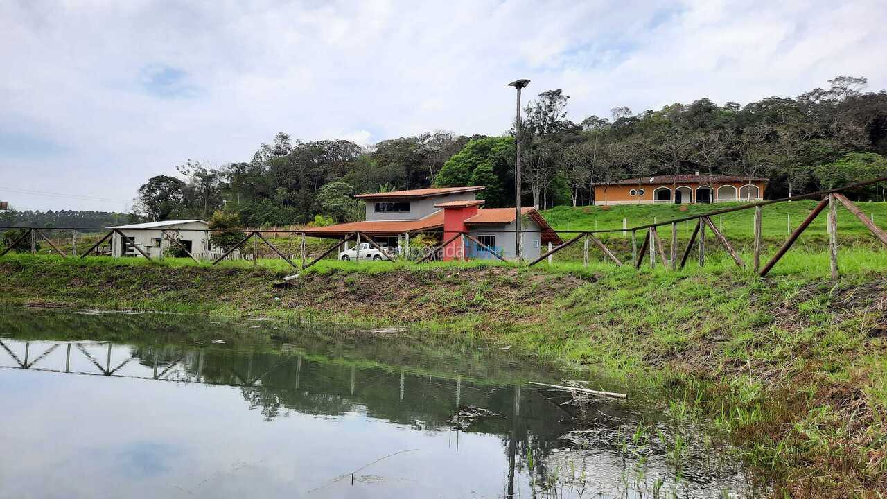 Granja para alquiler de vacaciones em Suzano (Vila Ipelandia)