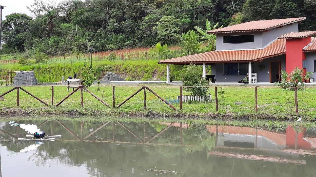 Granja para alquiler de vacaciones em Suzano (Vila Ipelandia)