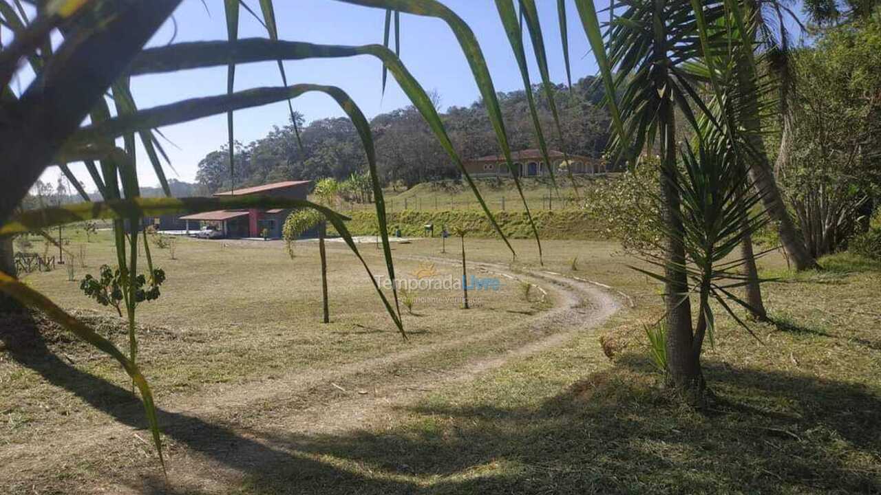 Ranch for vacation rental in Suzano (Vila Ipelandia)