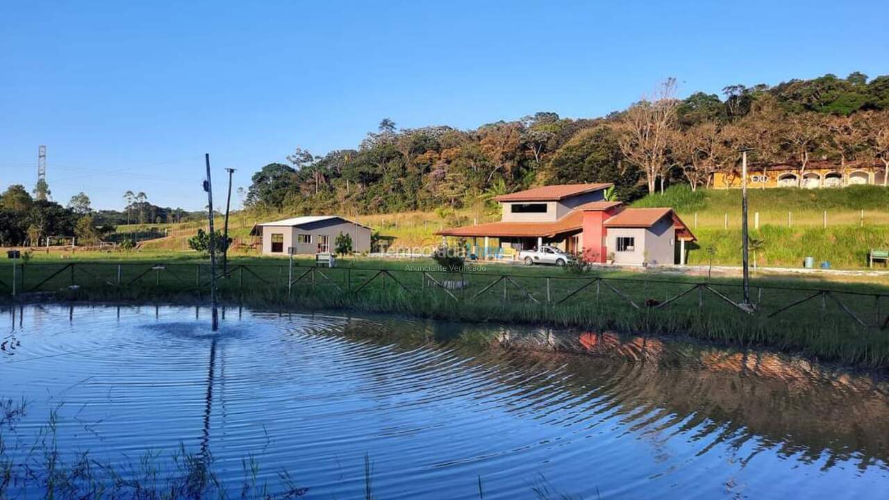 Granja para alquiler de vacaciones em Suzano (Vila Ipelandia)