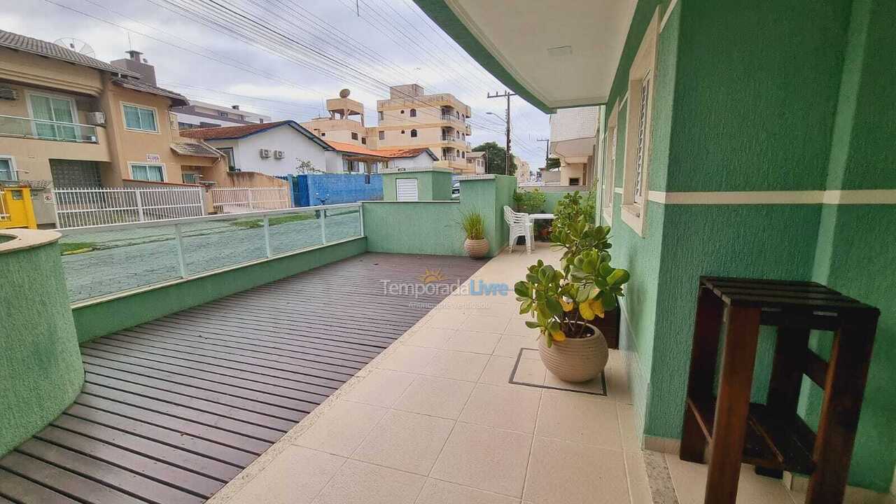 Apartamento para aluguel de temporada em Bombinhas (Praia de Bombinhas)