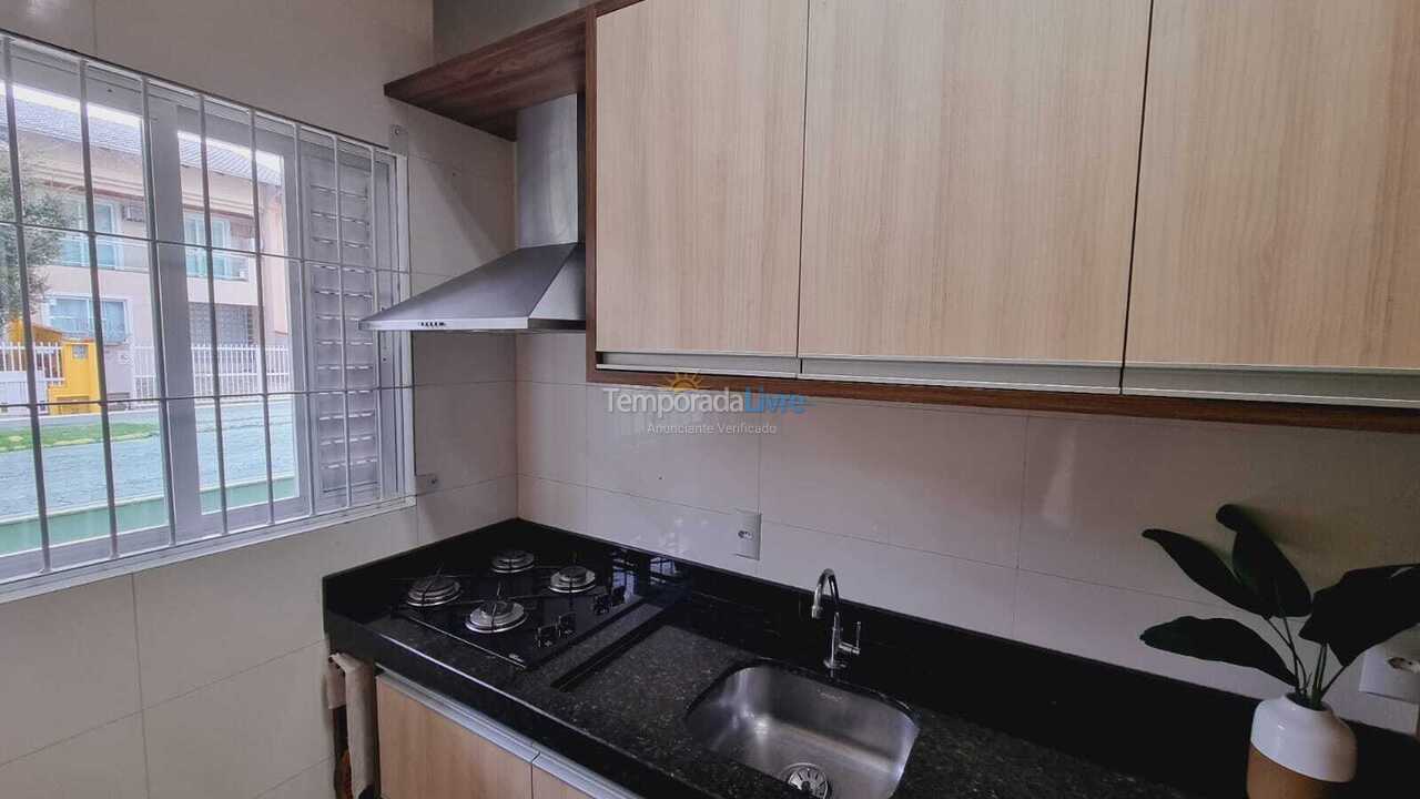 Apartamento para aluguel de temporada em Bombinhas (Praia de Bombinhas)