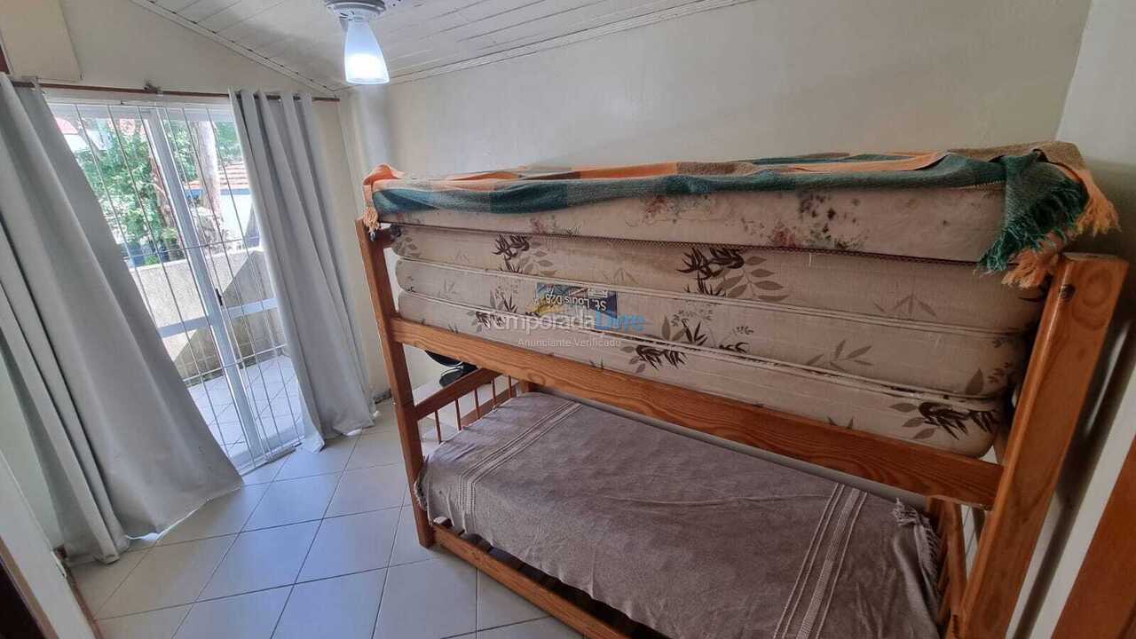 Casa para alquiler de vacaciones em Bombinhas (Praia de Bombinhas)