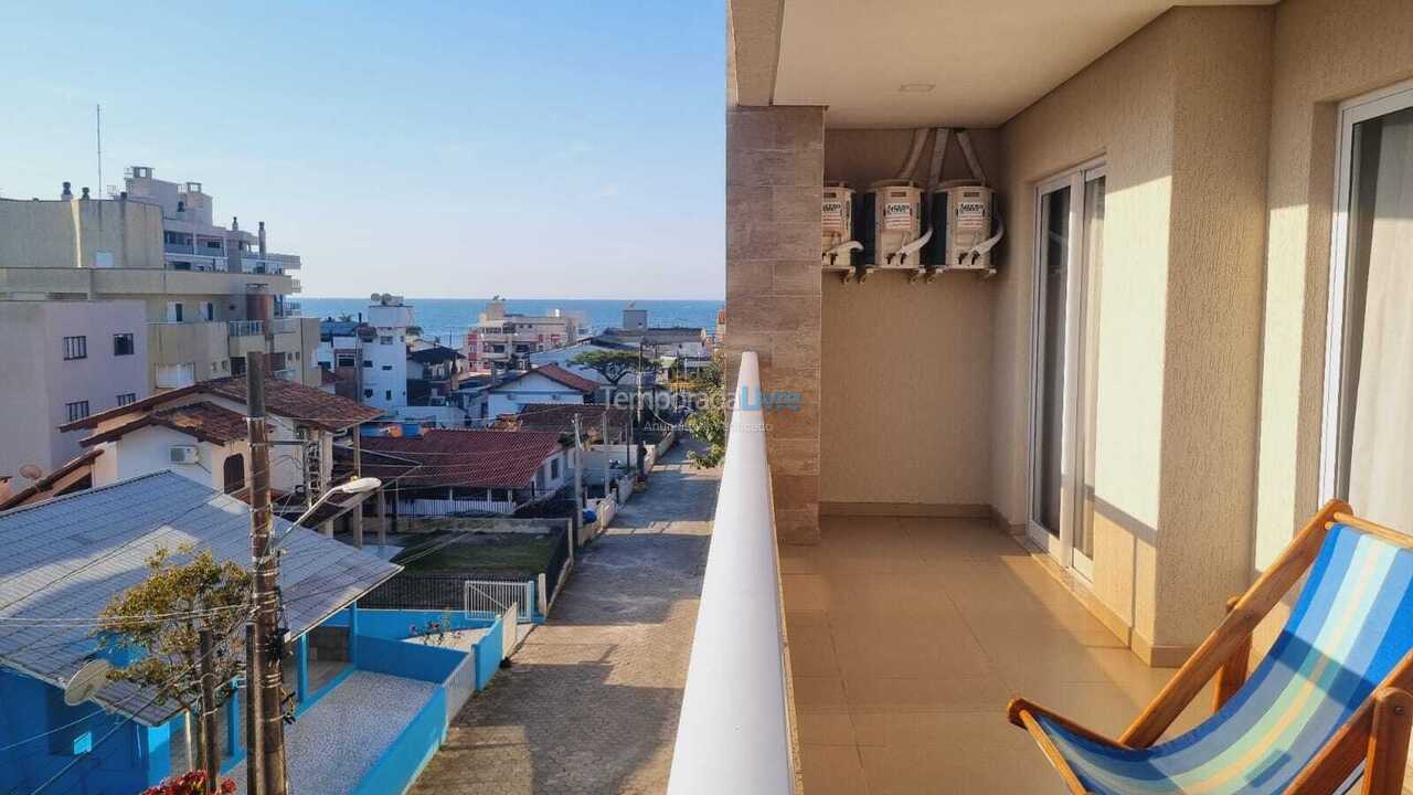 Apartment for vacation rental in Bombinhas (Praia de Bombinhas)