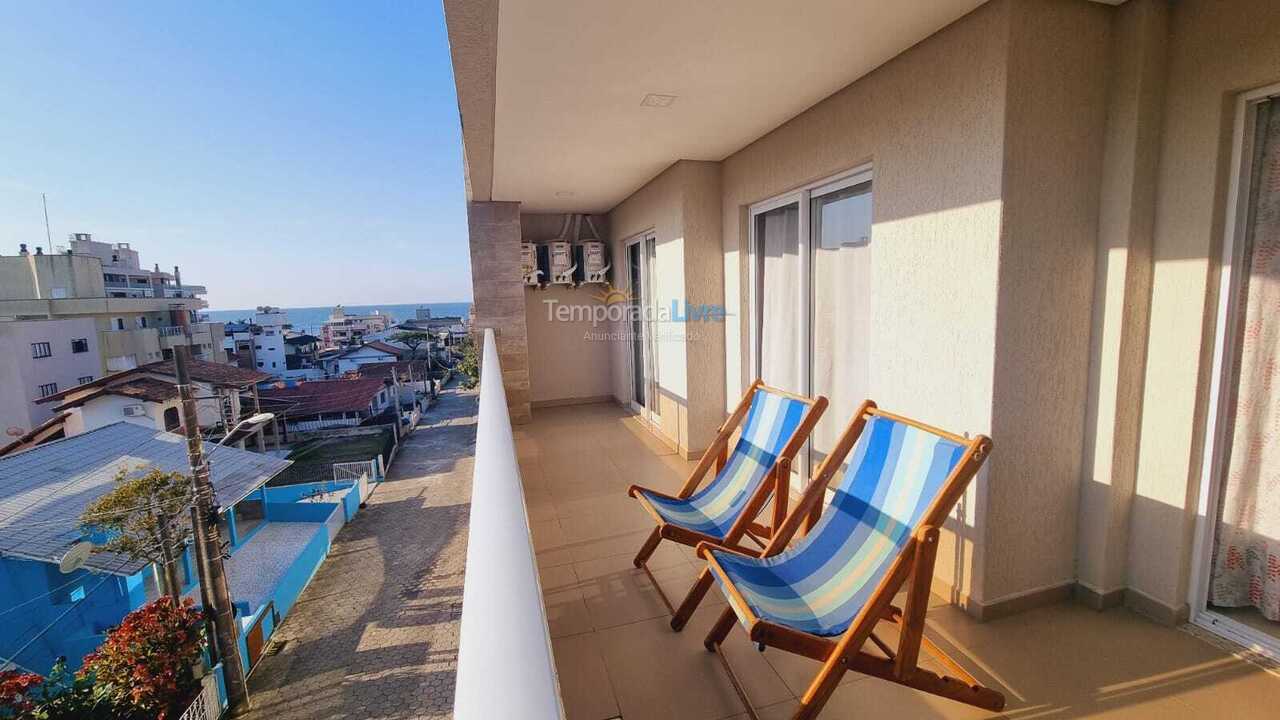 Apartment for vacation rental in Bombinhas (Praia de Bombinhas)