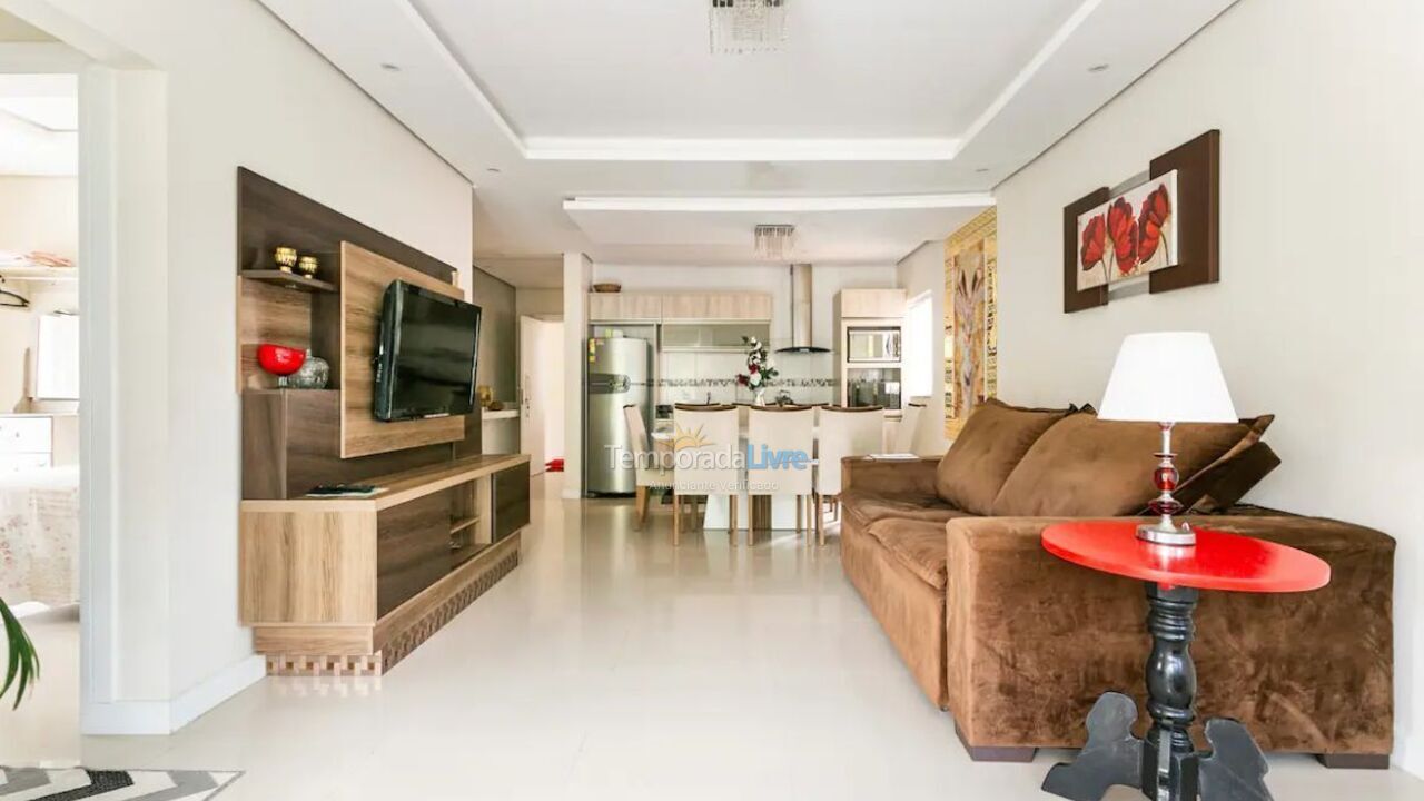 Casa para alquiler de vacaciones em Governador Celso Ramos (Armação da Piedade)