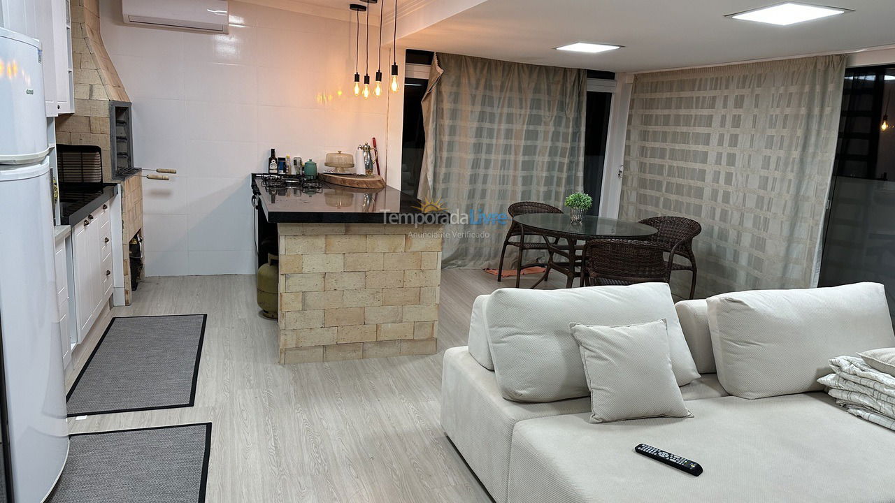 Apartamento para alquiler de vacaciones em Itapema (Meia Praia)