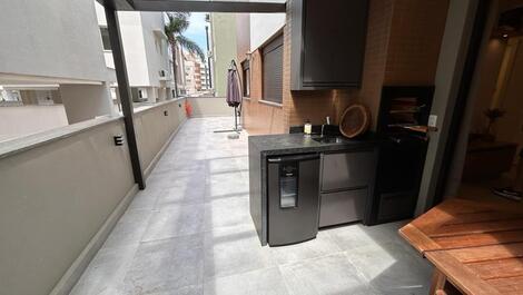 Apartamento na praia de Palmas para você curtir dias inesquecíveis!