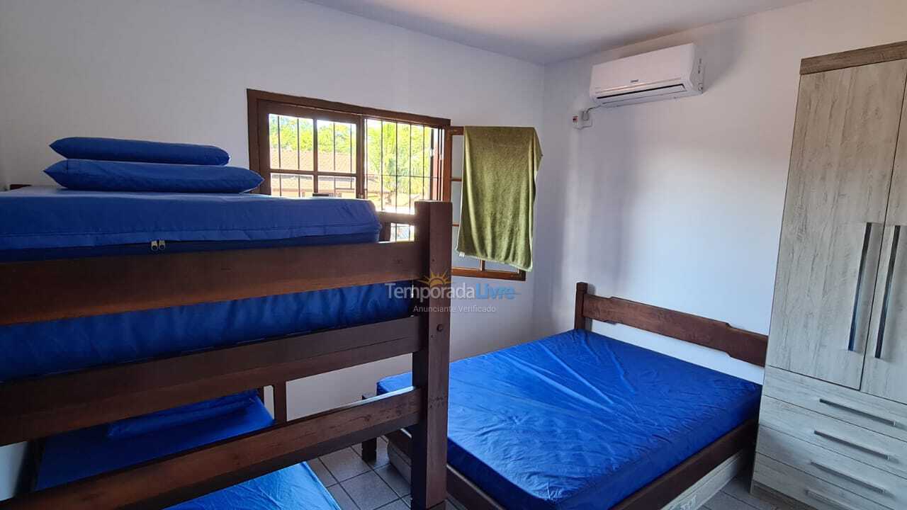 Casa para alquiler de vacaciones em Ubatuba (Maranduba)