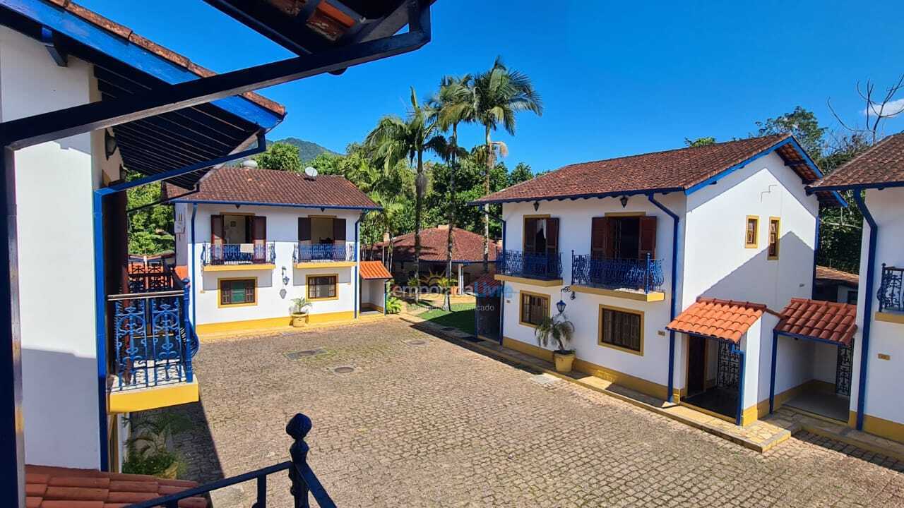 Casa para alquiler de vacaciones em Ubatuba (Maranduba)