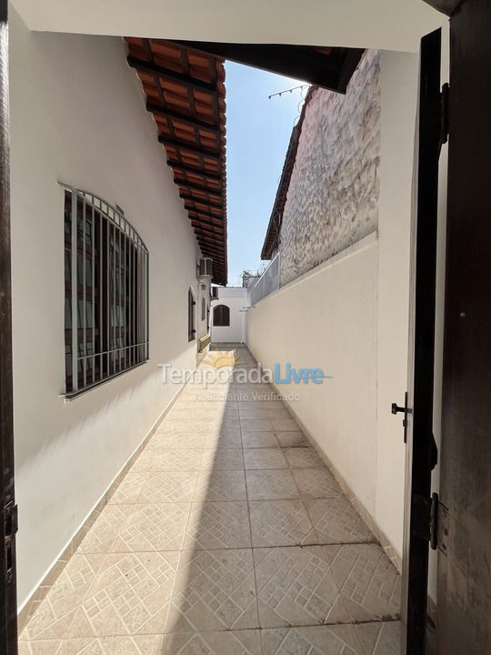 Casa para aluguel de temporada em Guarujá (Praia do Pernambuco)