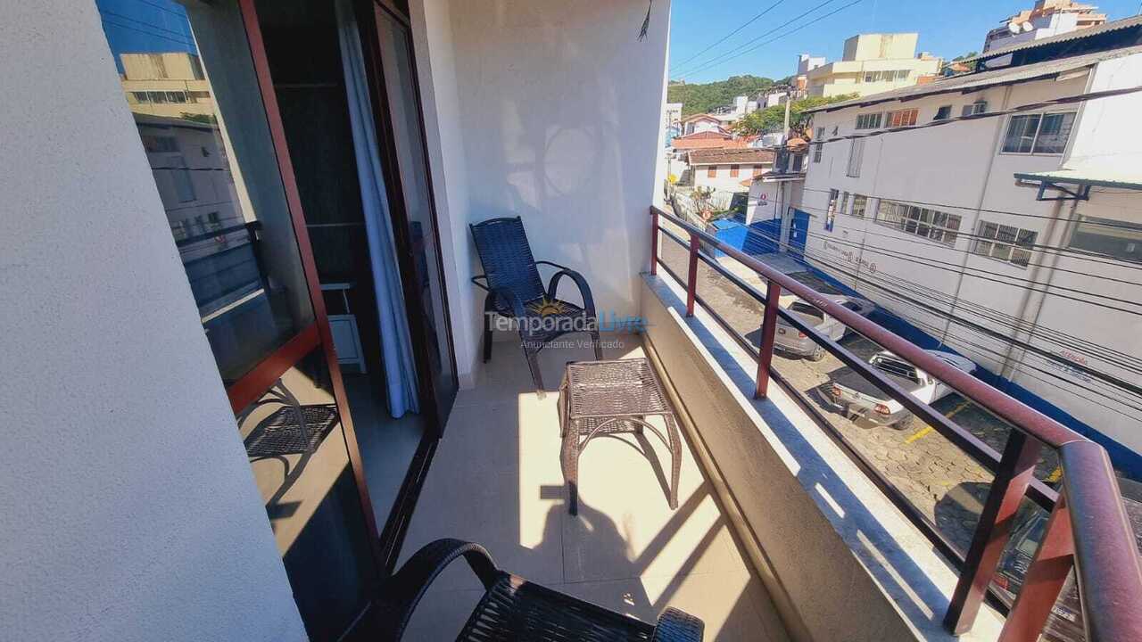 Apartment for vacation rental in Bombinhas (Praia de Bombinhas)