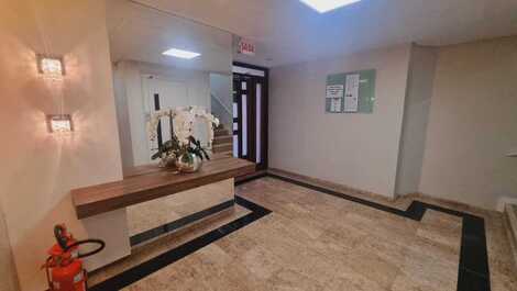 2 bedroom apartment on the main avenue in downtown Bombinhas