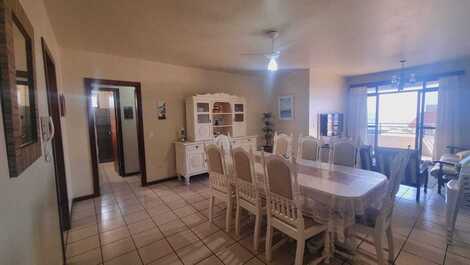 3 bedroom apartment in Bombinhas with sea view