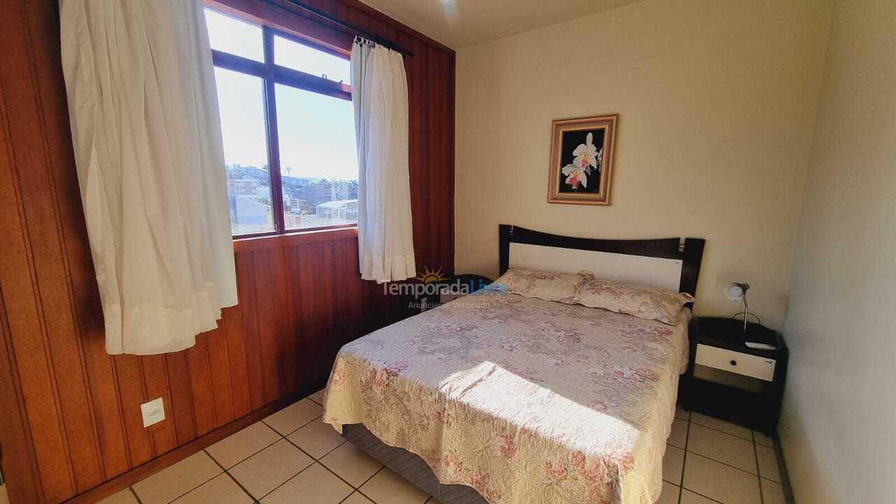 Apartment for vacation rental in Bombinhas (Praia de Bombinhas)