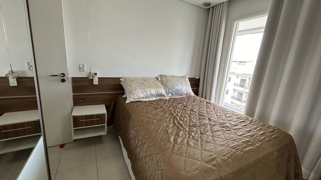 Apartamento para aluguel de temporada em Bertioga (Praia da Enseada)