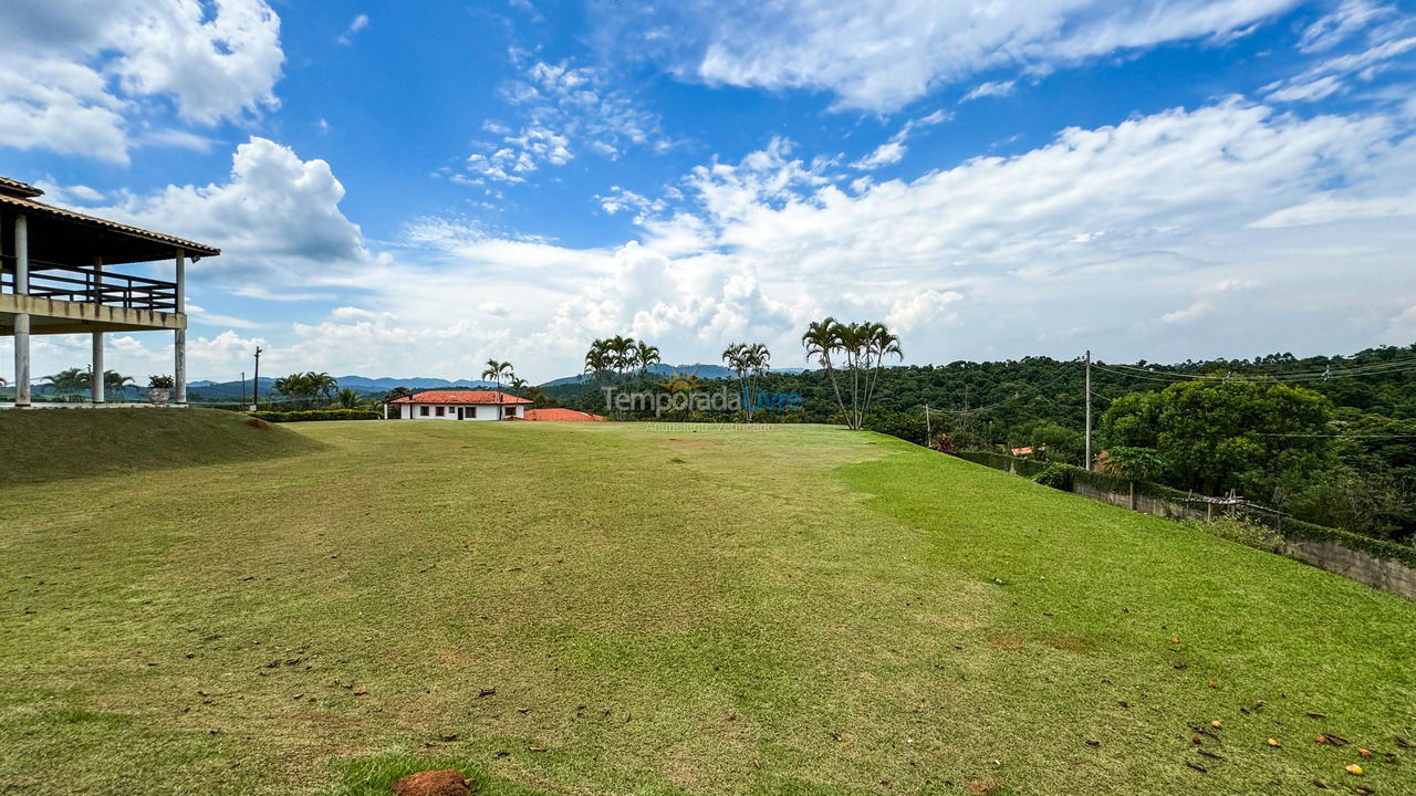 Granja para alquiler de vacaciones em Araçariguama (Caxambu)