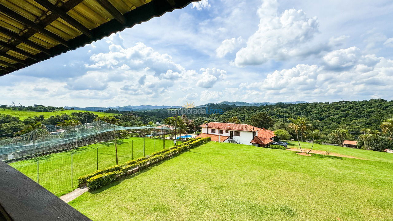 Granja para alquiler de vacaciones em Araçariguama (Caxambu)