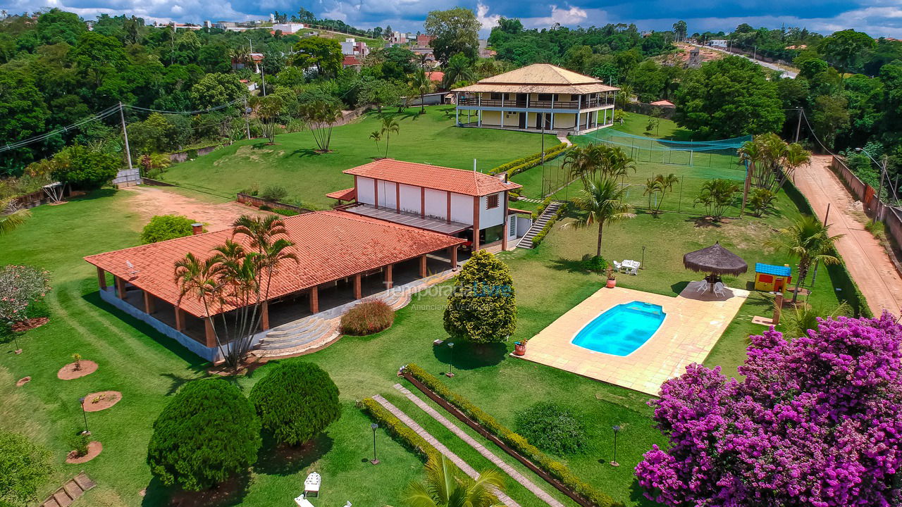 Granja para alquiler de vacaciones em Araçariguama (Caxambu)