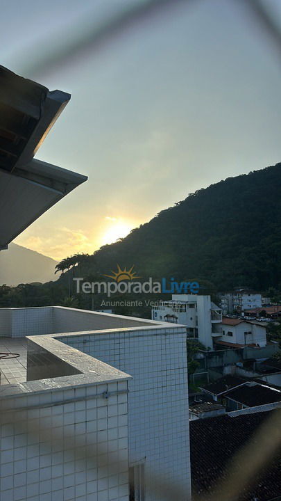 Apartamento para aluguel de temporada em Ubatuba (Praia Enseada)