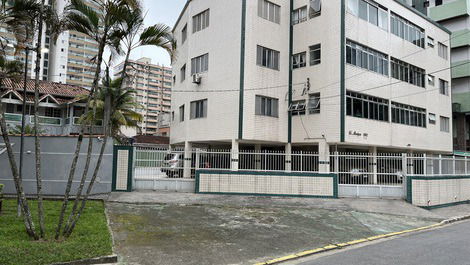 Apartamento praia 2 vagas